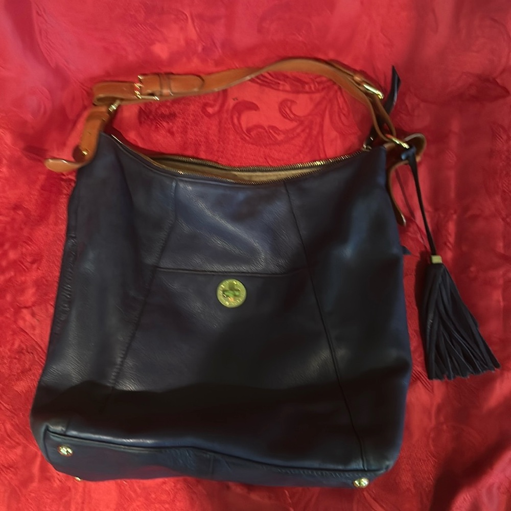 Isaac & Mizrahi navy blue pocketbook